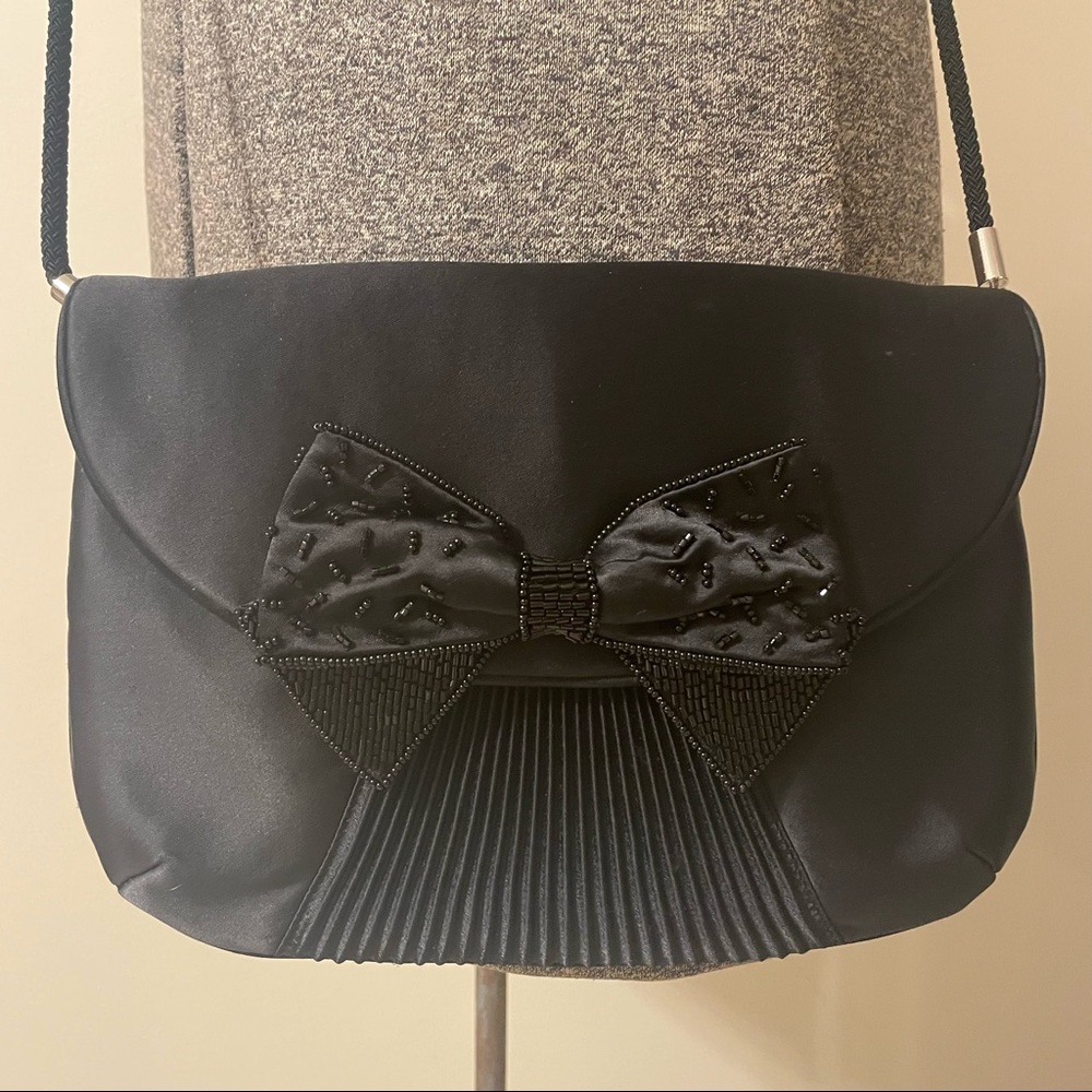ADORABLE HASHIMOTO CROSSBODY Black Beaded Bow Silk Purse